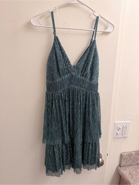 Sleeveless V-Neck Teal/emerald  Tiered Party Dress